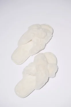 Kat The Label Daphne Slippers Ivory | Gifts | Slippers